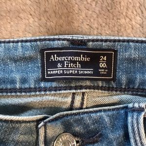 Abercrombie & Fitch Harper Super Skinny Jeans